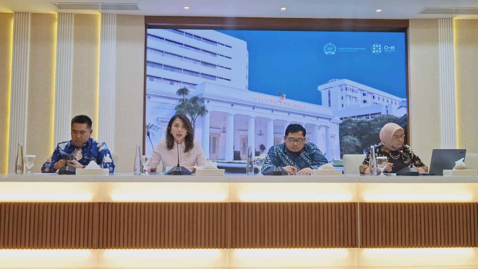 Menlu RI Apresiasi Simpati Negara Sahabat untuk Gempa NTT