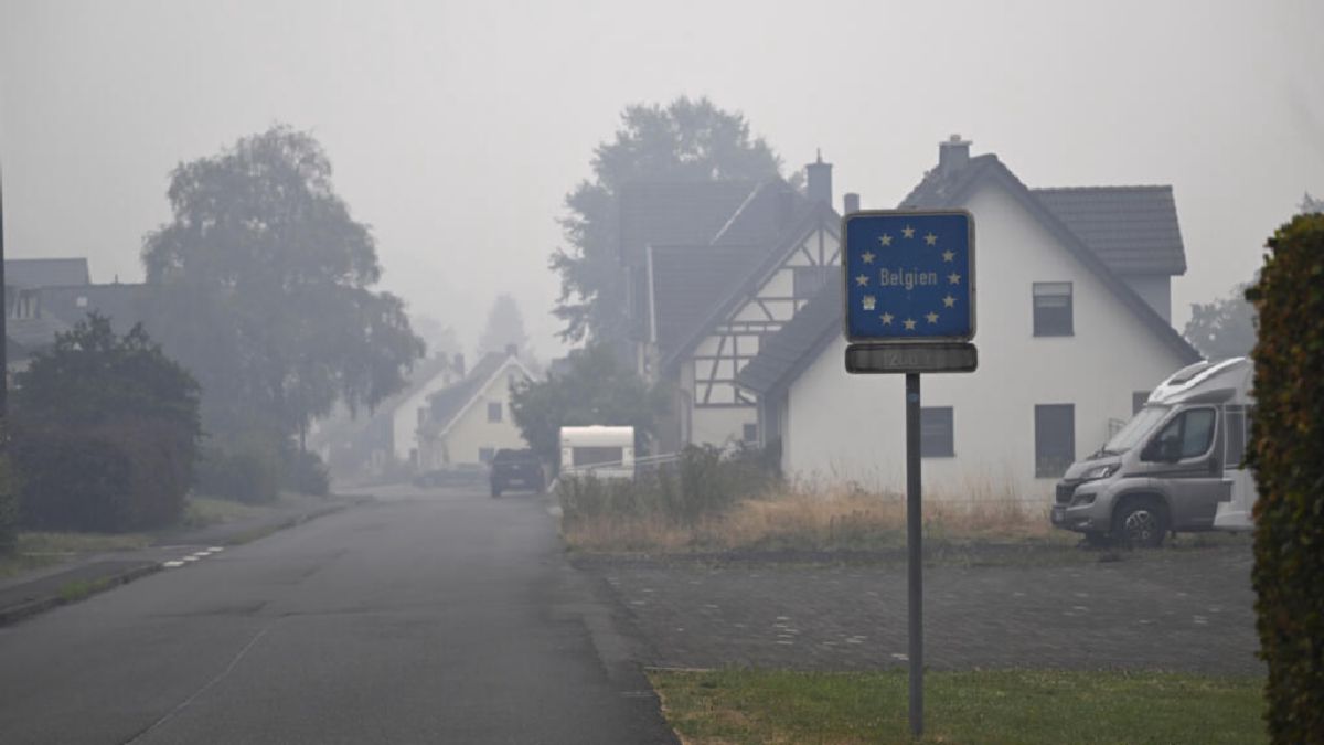 Monschau — Puluhan Warga Jerman Mengungsi Akibat Kebakaran Hutan Belgia
