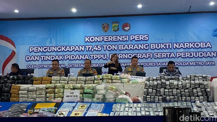 Polda Metro Bongkar Jaringan Judi Online Berkedok Live Porno, DPO WNA China Diburu