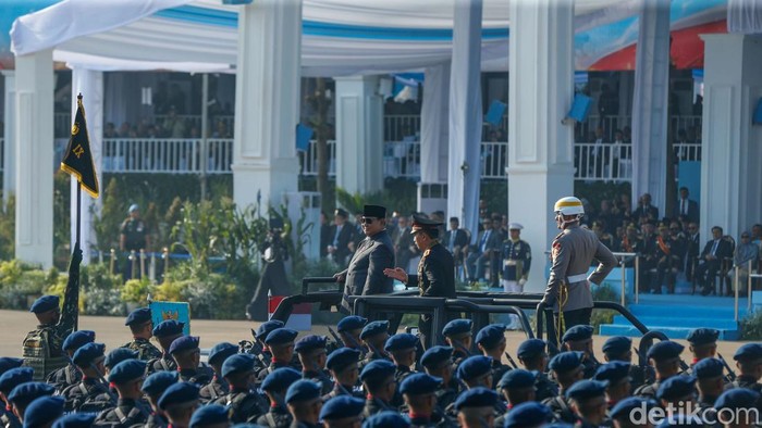 Prabowo Beri Apresiasi Langsung ke Polri di Puncak Hari Bhayangkara ke-80
