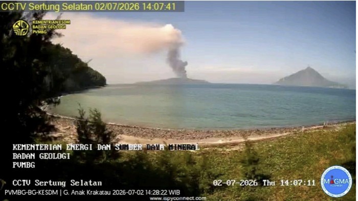 Gunung Anak Krakatau Erupsi, Nakhoda di Selat Sunda Diminta Waspada