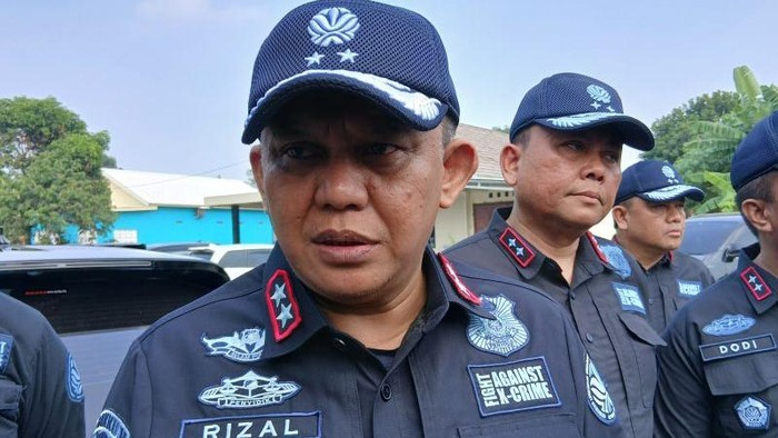 KLH Pastikan Usut Tuntas Kebakaran TPA Jatiwaringin, Singgung Ancaman Sanksi 2025