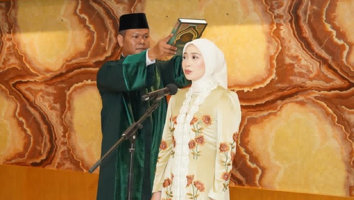 Ahmad Muzani Lantik Adela Kanasya sebagai Anggota PAW MPR RI, Siap Lanjutkan Amanah Adies Kadir