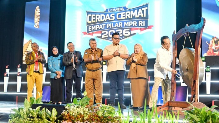 9 SMA Terbaik Sulteng Adu Wawasan Kebangsaan di LCC Empat Pilar MPR RI