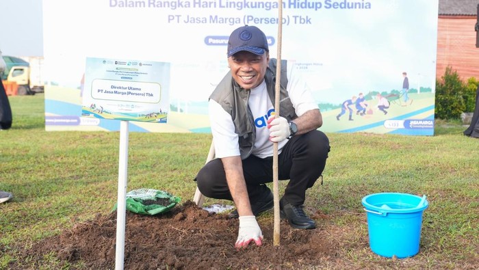 Jasa Marga Gelar Penanaman Pohon Serentak, Wujudkan Infrastruktur Berkelanjutan