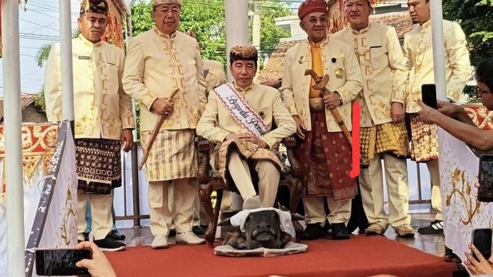 PSI Ungkap Ucapan Jokowi Tak Tahu Ada Injak Kepala Kerbau: Waduh Ramai Ini