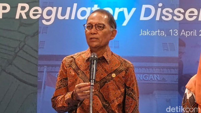OJK Selidiki 15 Entitas Diduga Pialang Asuransi Ilegal