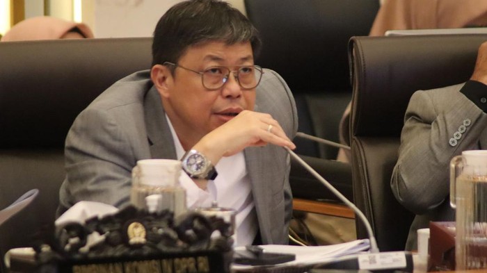 Komisi IV DPR Dorong Kemenhut Turun Tangan Padamkan Api di TPA Jatiwaringin