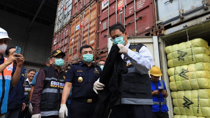 Bea-Cukai Sikat 43 Kontainer Isi Balpres Rp 37,5 M di Tanjung Priok