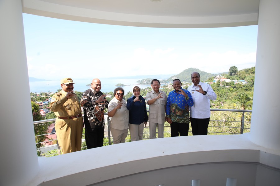 Mendagri Ajak Gubernur Se-Tanah Papua Kompak Sukseskan Sensus Ekonomi 2026