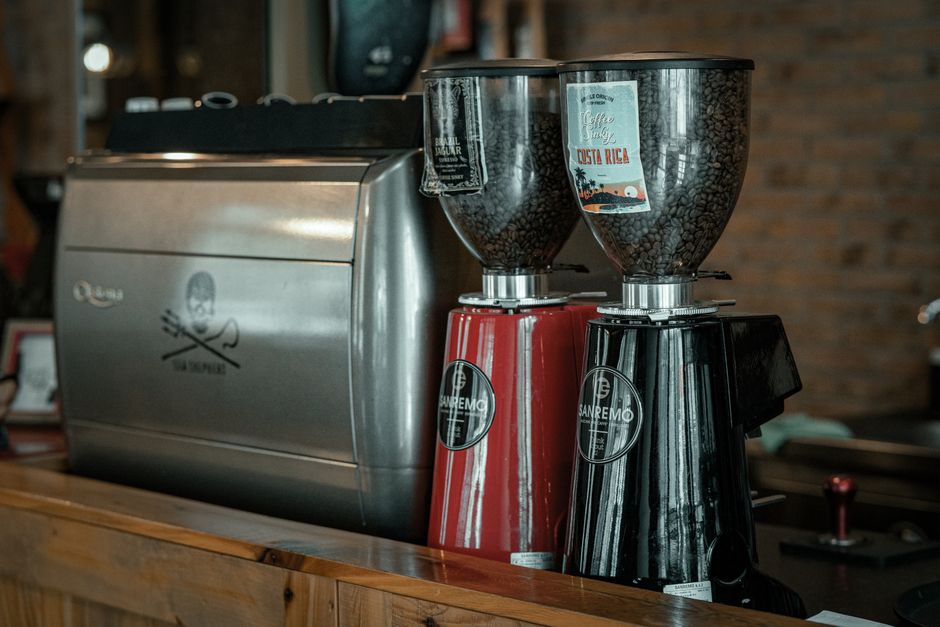 Grinder Kopi: Mengapa Tingkat Gilingan Menentukan 90% Kualitas Seduhan Anda