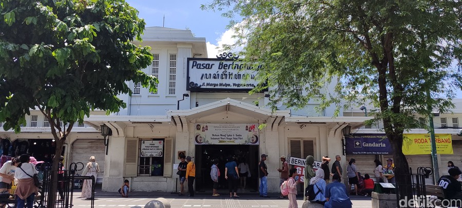 10 Rekomendasi Pusat Oleh-Oleh Malioboro, Harga Murah & Lengkap