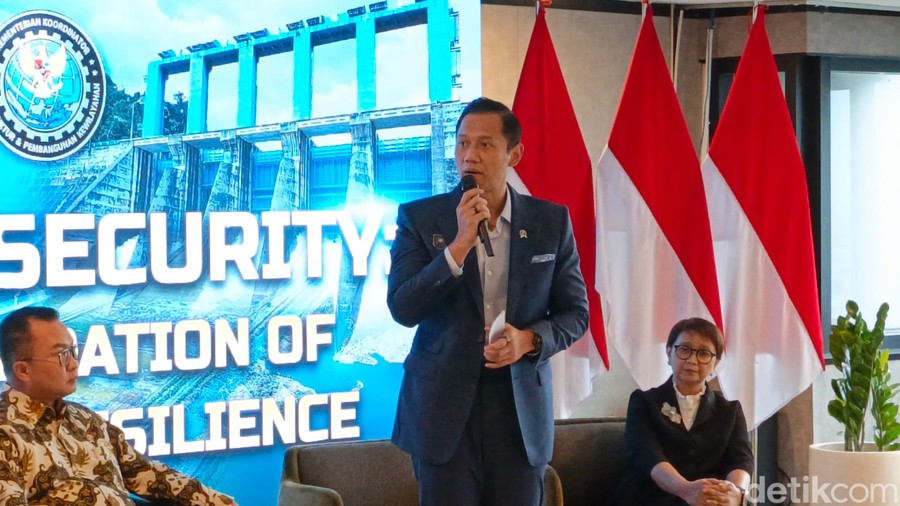 Pemerintah Targetkan 1% SAF dari Minyak Jelantah untuk Penerbangan Internasional Mulai 2027