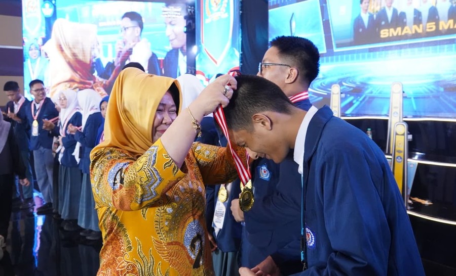 SMAN 5 Makassar Juara LCC Empat Pilar, Siap Harumkan Sulsel di Kancah Nasional
