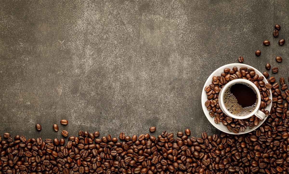 Dunia kopi telah berevolusi jauh melampaui sekadar minuman pagi untuk membangunkan tubuh. Di tingkat