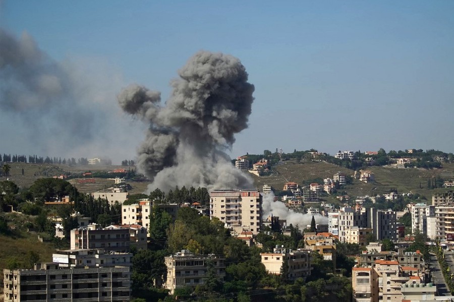 Tewaskan 3 Warga Sipil di Lebanon, Israel Berdalih Targetkan Hizbullah