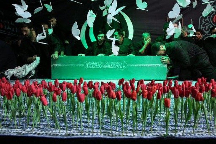 Prosesi Pemakaman Dimulai: PM Pakistan dan Menlu Afghanistan Hadir di Teheran