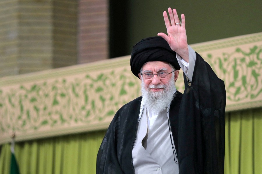 Iran Bersumpah Balas Kematian Ayatollah Khamenei di Waktu yang Tepat!