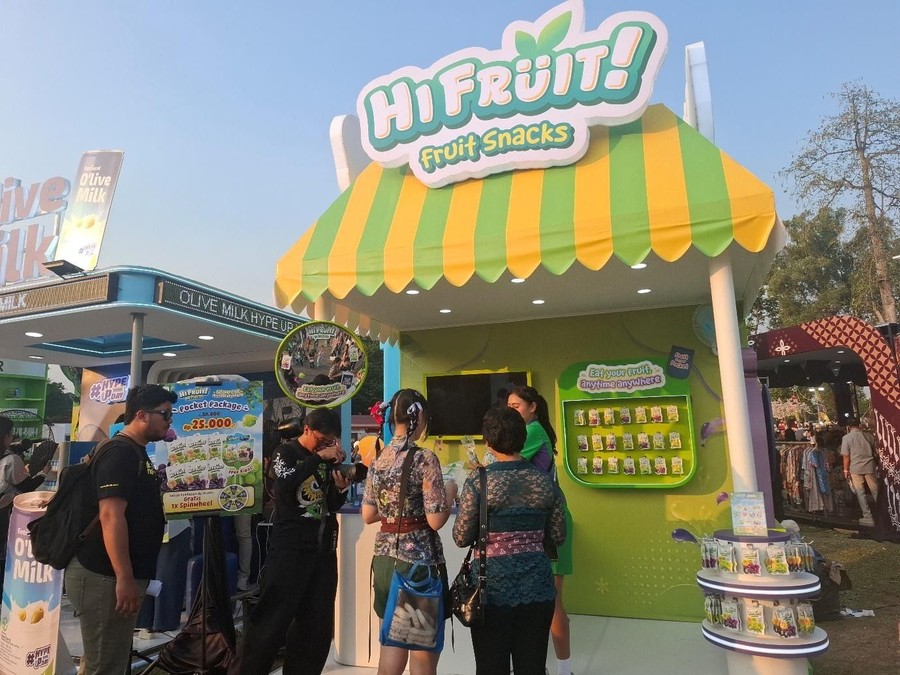 Konser Seru, Nyemil Praktis: HiFruit! Official Fruit Snack Prambanan Jazz