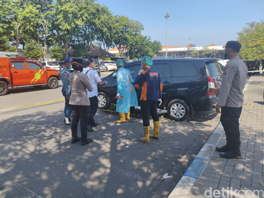 Heboh Mayat Wanita dalam Mobil Pelat Merah di Parkiran Bandara Juanda
