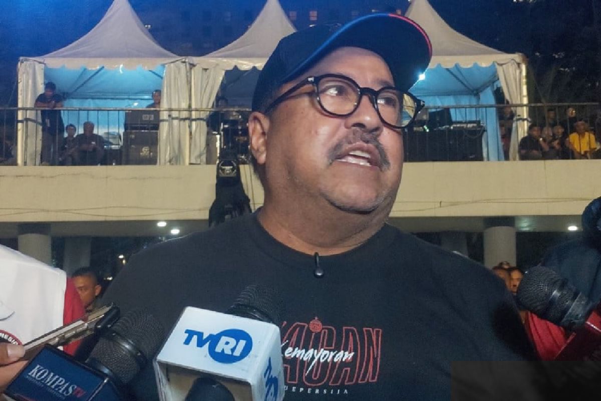 Rano Karno Jagokan Spanyol, Nobar Final Dipadati 14 Ribu Warga