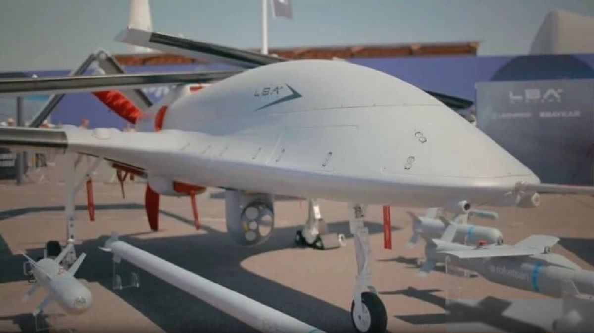 FARNBOROUGH — Baykar dan Leonardo Perkenalkan Sistem Drone Siluman yang Diklaim Mampu Tentukan Arah Pertempuran Udara Modern