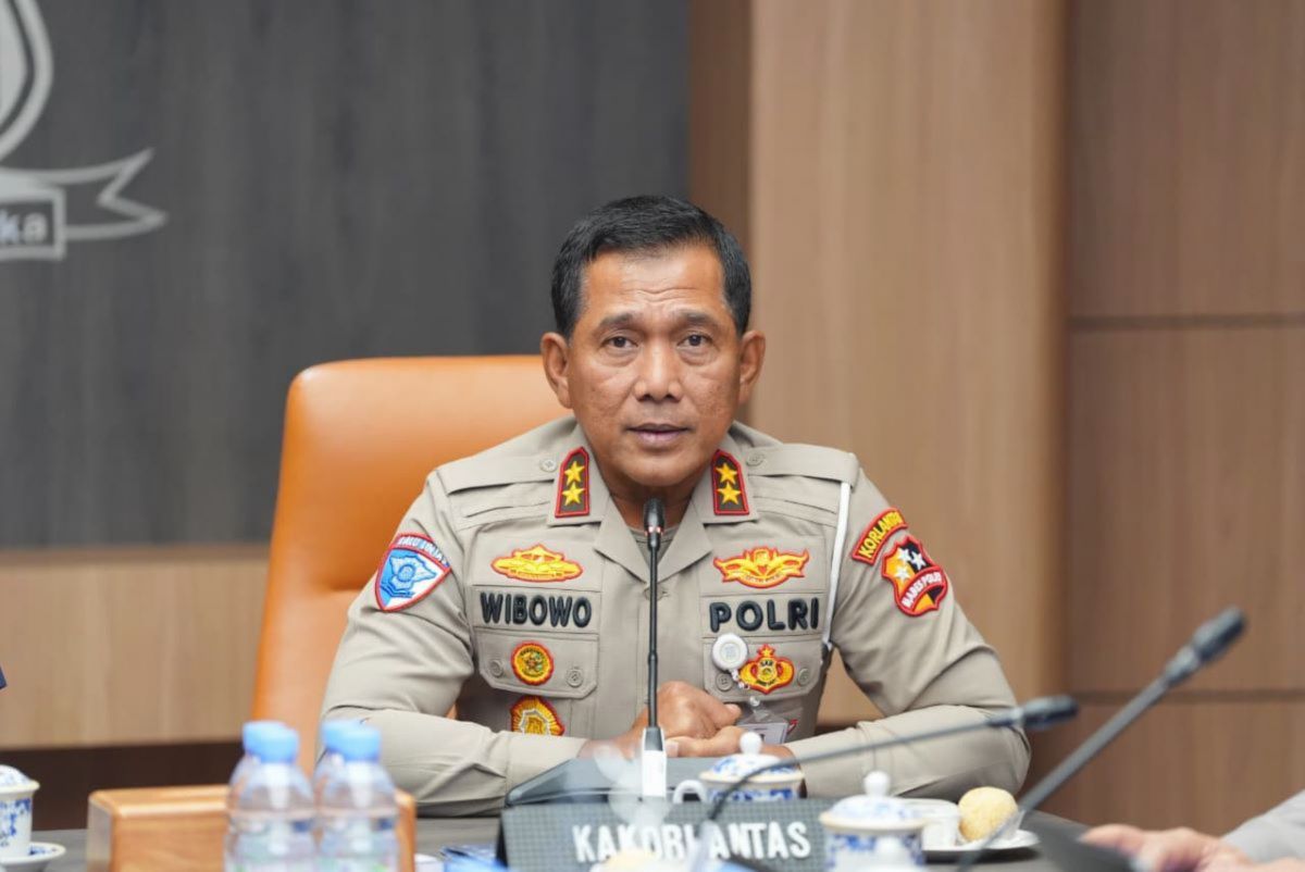 24 Jam — Di sejumlah titik strategis, Korlantas membuka posko pelayanan yang