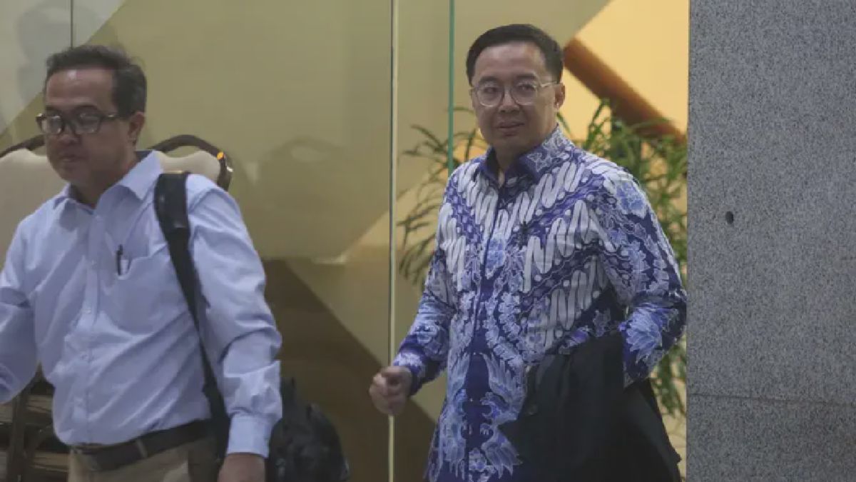[Jakarta] — KPK Periksa Anggota BPK Bobby Adhityo Rizaldi