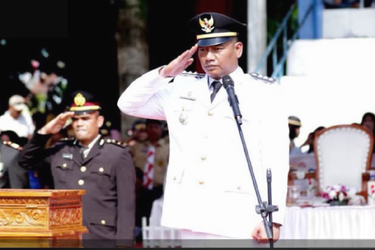 Camat Sunggal Pimpin Upacara HUT ke-81 RI, Ajak Warga Perkuat Persatuan