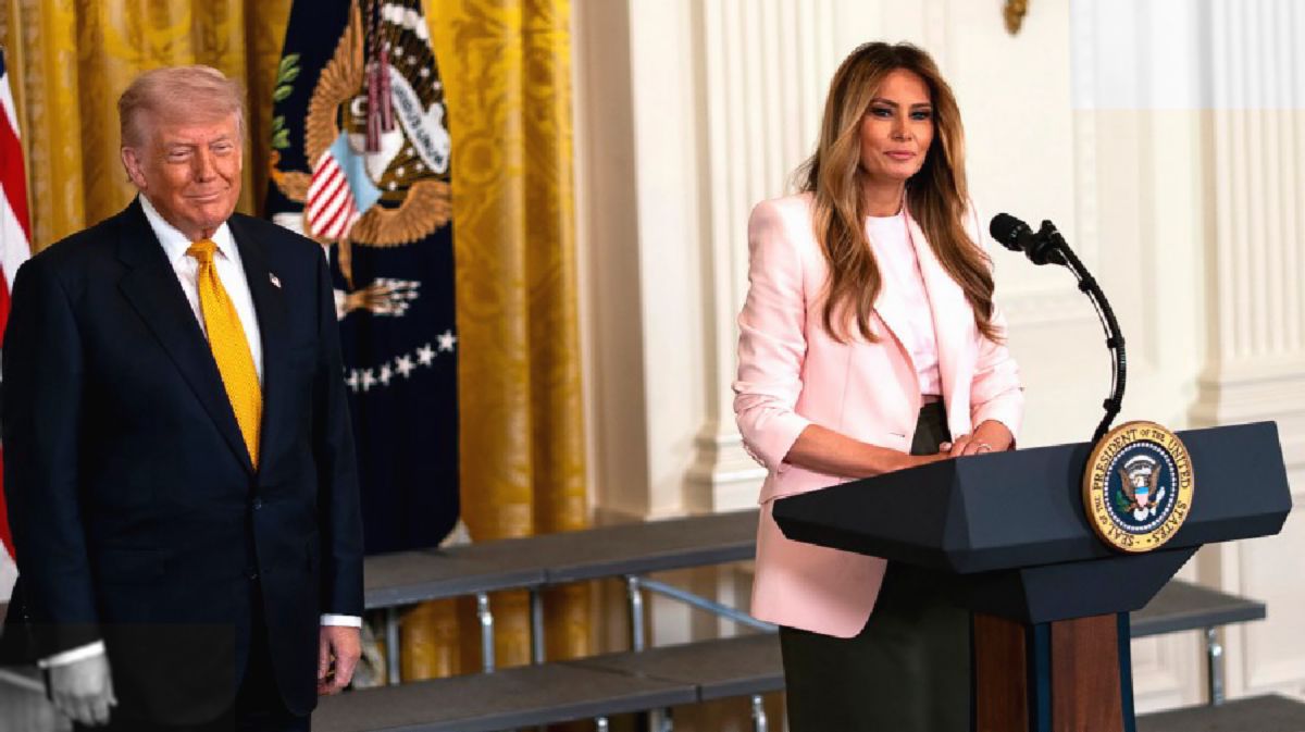 Melania Trump Bercanda Soal Profil Rendah di Acara Rose Garden