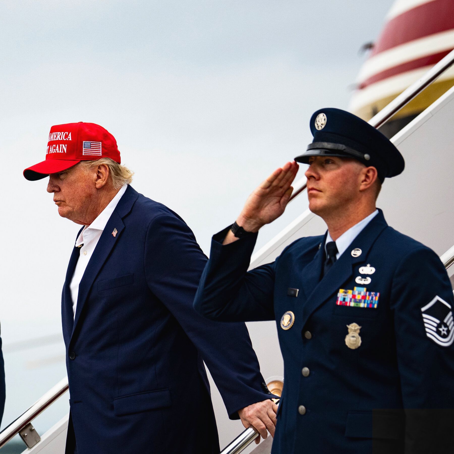 Trump — Perintahkan Pentagon Kurangi Latihan Militer dengan Korea Selatan