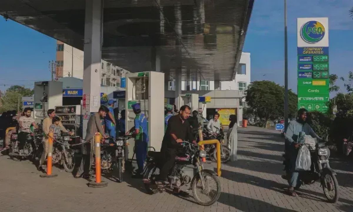 Pakistan Naikkan Harga Bensin dan Diesel Imbas Ketegangan Timur Tengah
